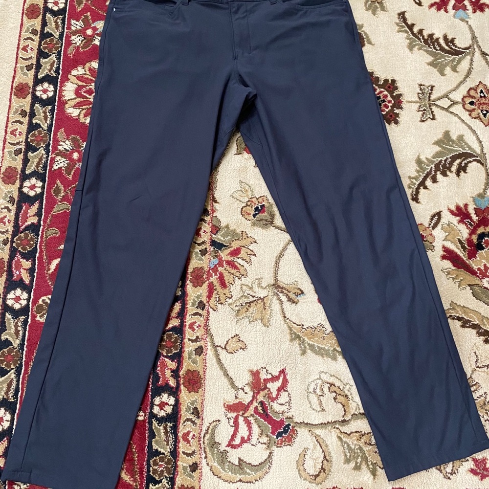 36x32 Lululemon ABC Pants Classic Black Mens Jeans